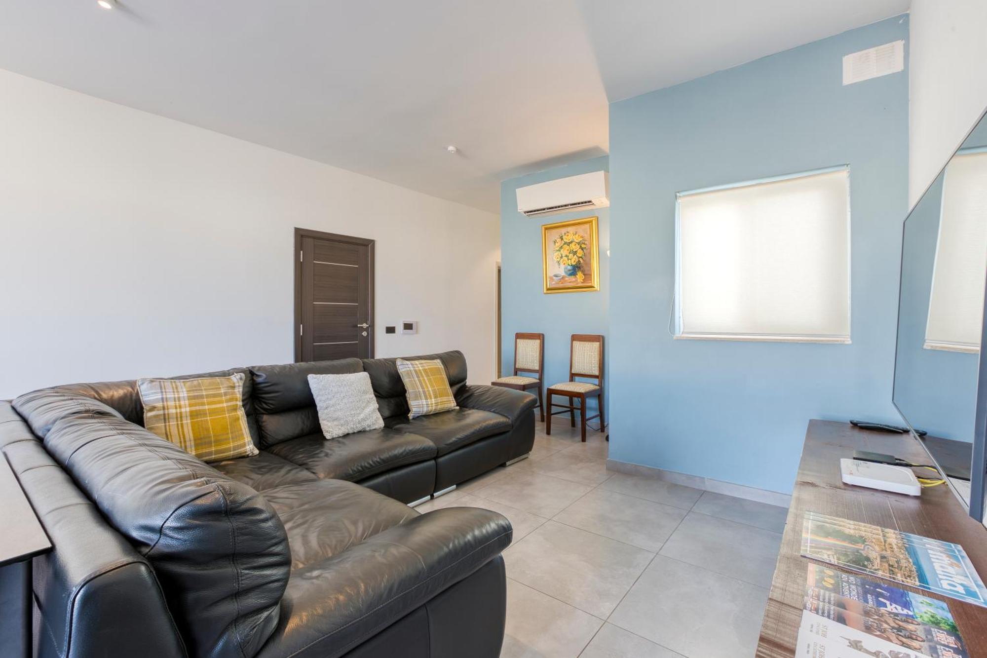 Annitchka Mansions - Penthouse In Central Malta Birkirkara Esterno foto