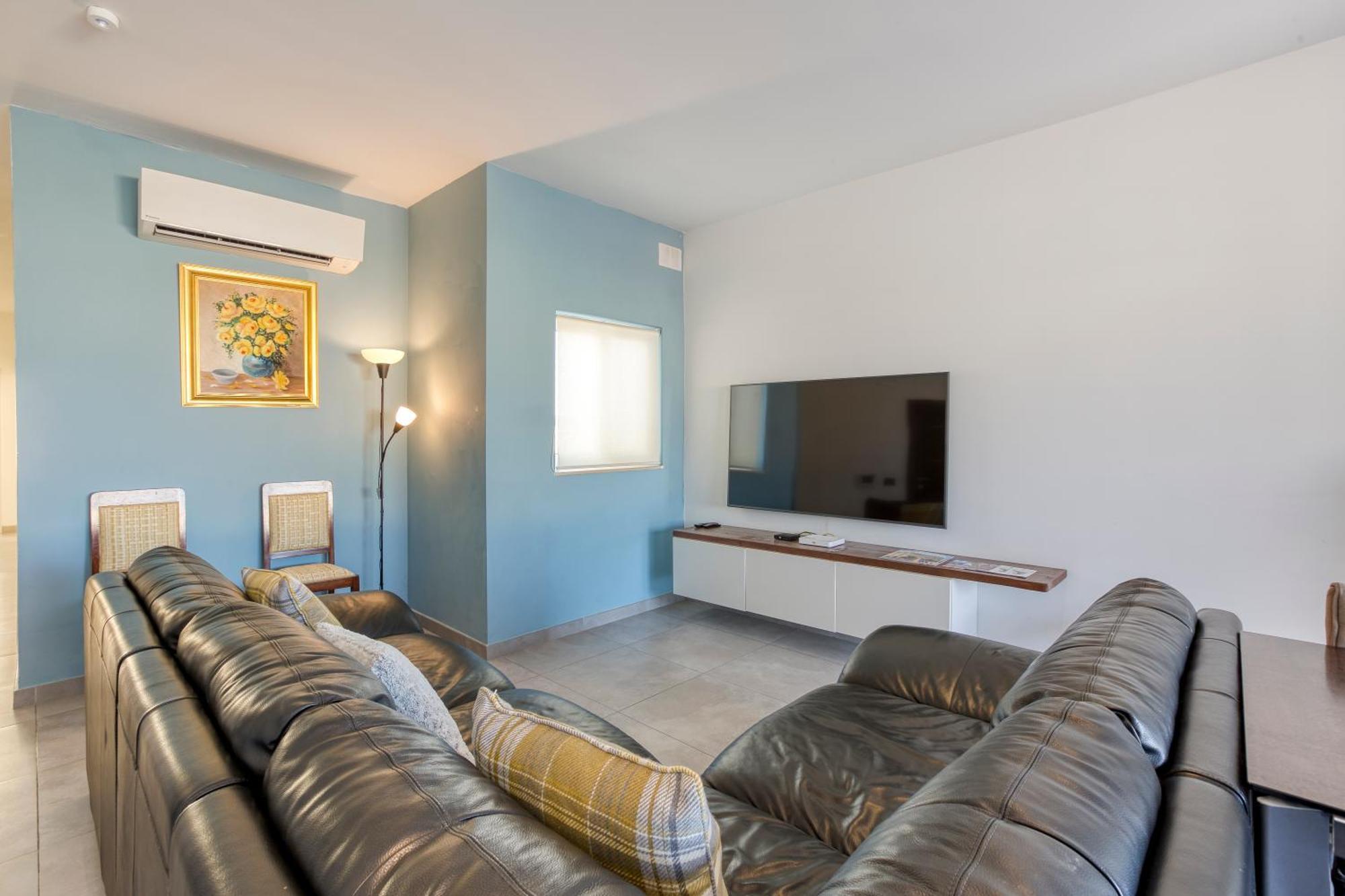 Annitchka Mansions - Penthouse In Central Malta Birkirkara Esterno foto