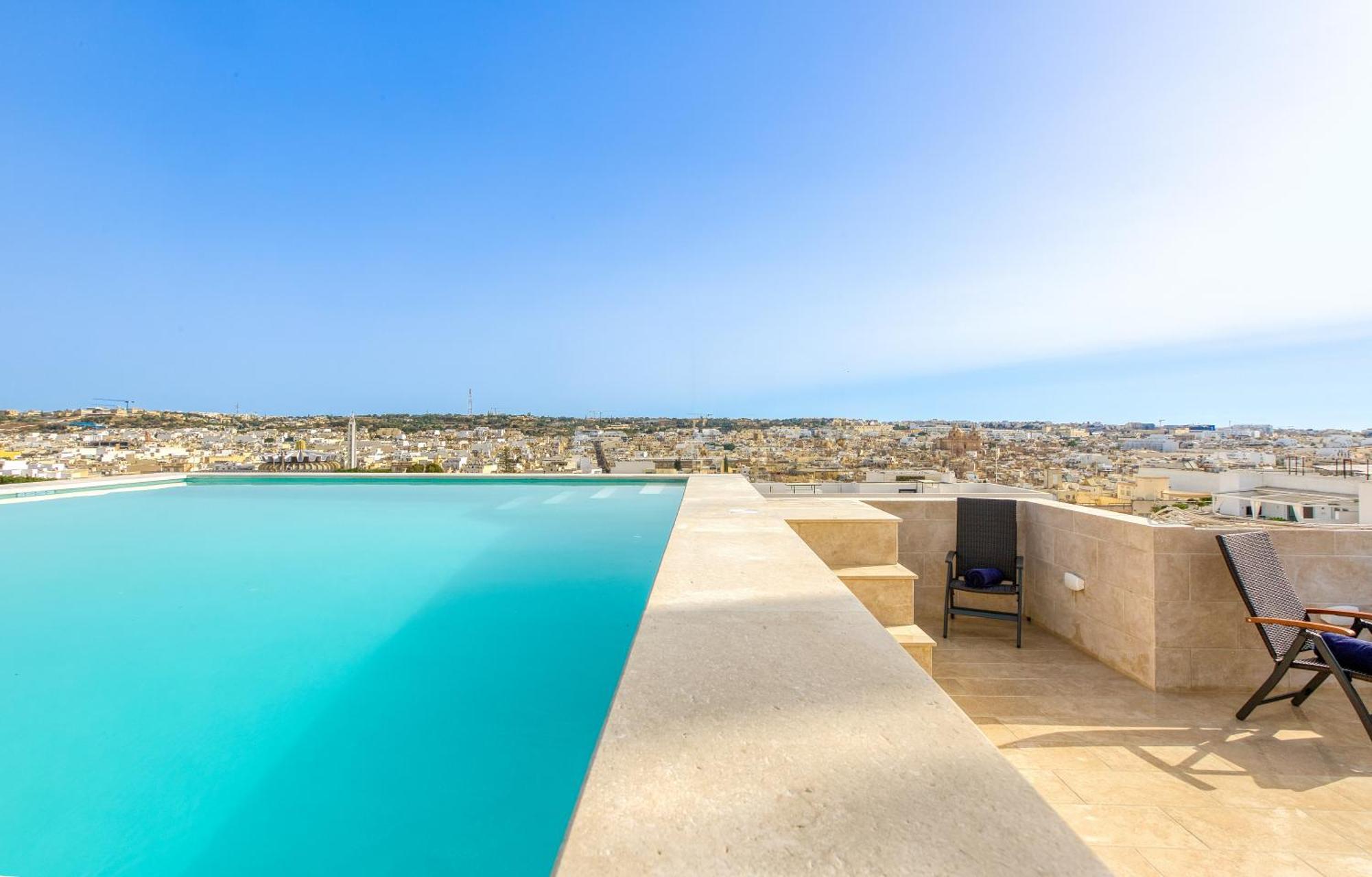 Annitchka Mansions - Penthouse In Central Malta Birkirkara Esterno foto