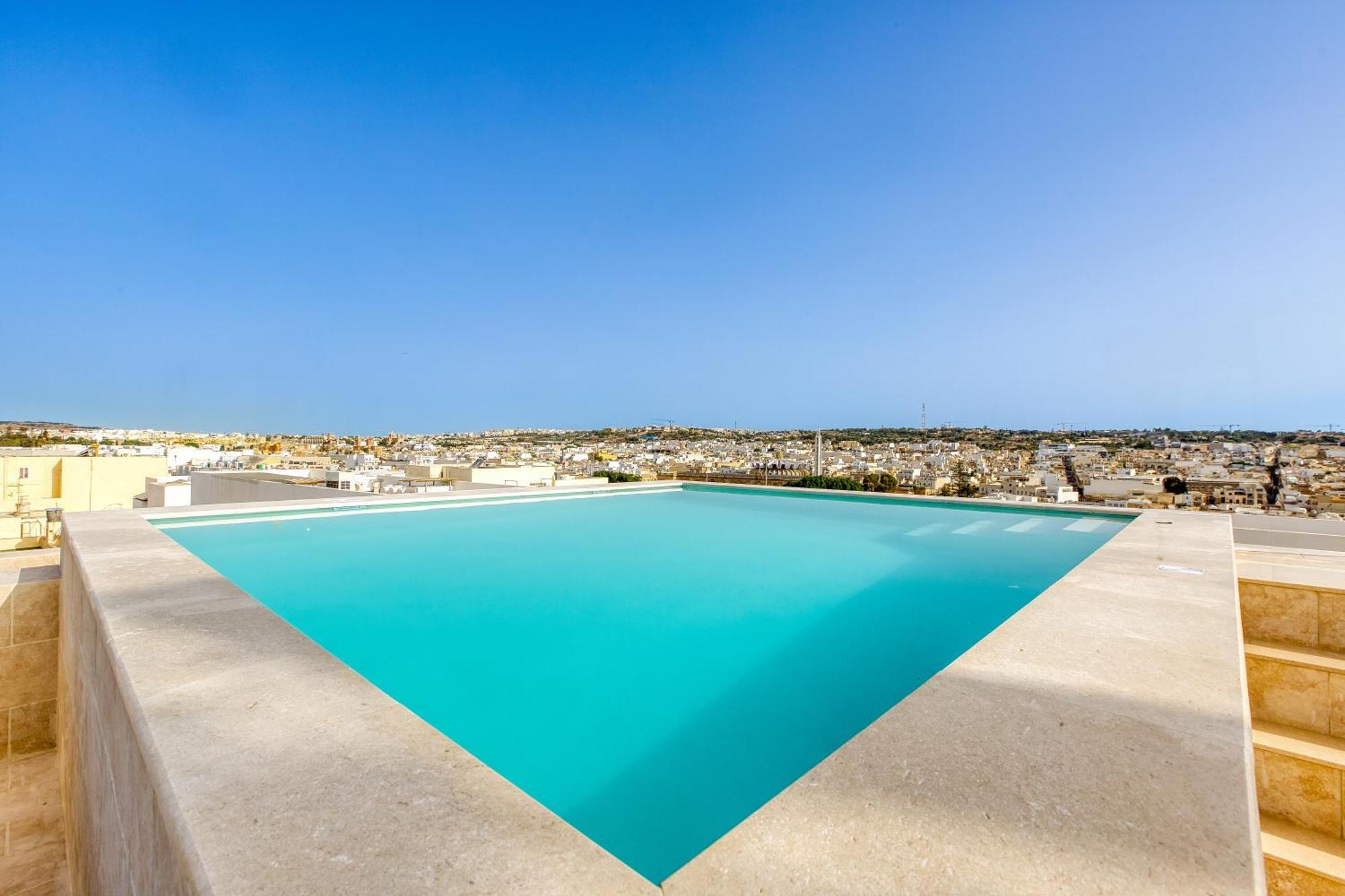 Annitchka Mansions - Penthouse In Central Malta Birkirkara Esterno foto